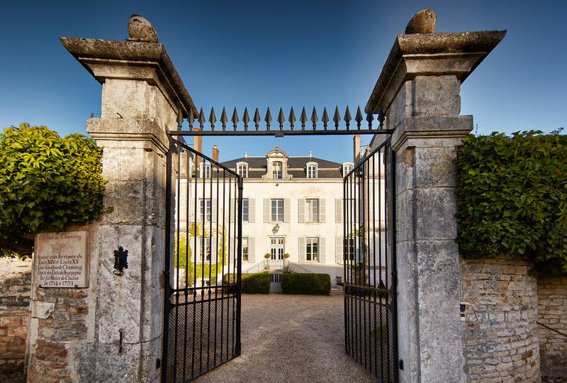 © Château de Chamirey