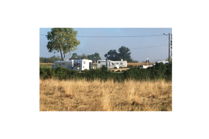 Aire de service et stationnement pour les campings-cars