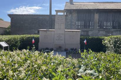 Monument des fusillés du 12 juin 1944